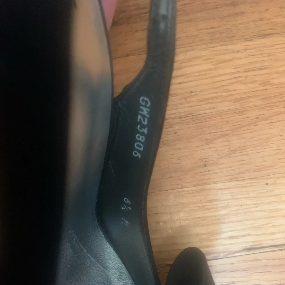 Stuart Weitzman peep toe bow heels size 6.5 vguc - Picture 2 of 8